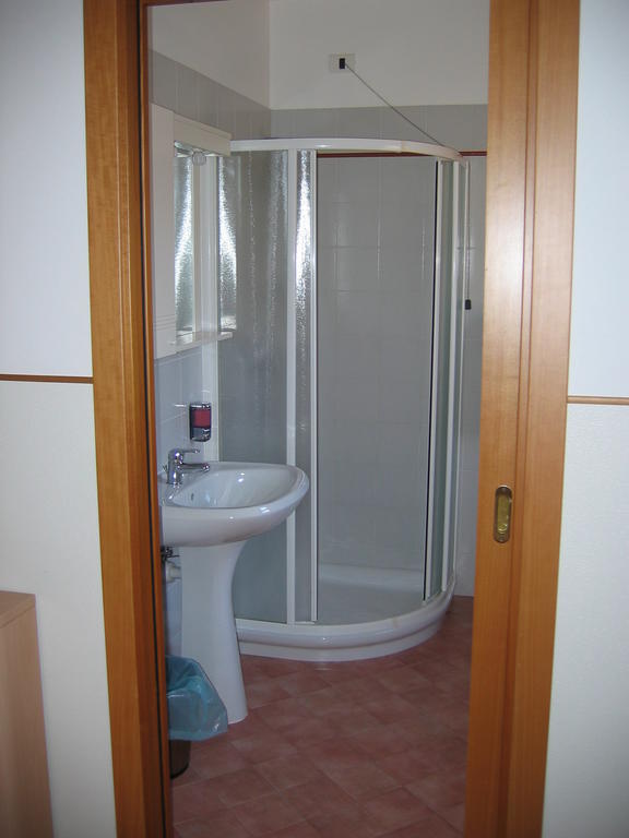 Hotel Da Si-Si Gemona del Friuli Kamer foto