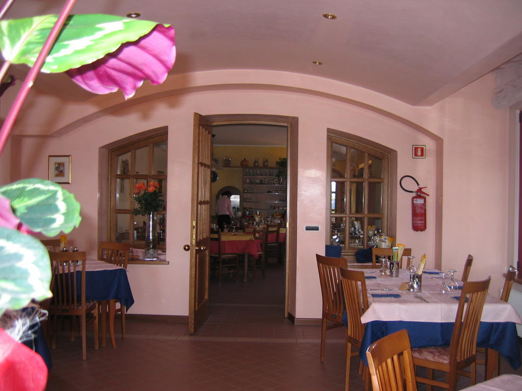 Hotel Da Si-Si Gemona del Friuli Buitenkant foto